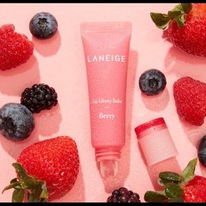 LANEIGE berry lipgloss NWT